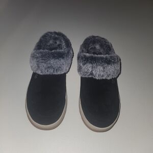 Skechers Bobs Cozy Chill Mules Size 8